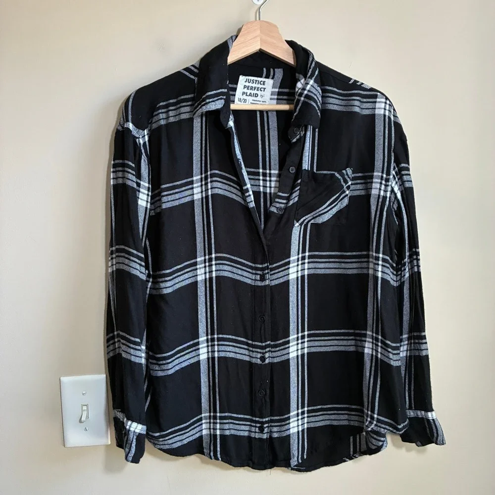 Justice Perfect Plaid Button Down Shirt 18/20 Black White Girls Viscose Top